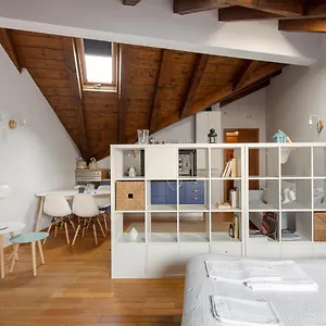  Appartamento Modern&elegant Studio Apt - Isola District