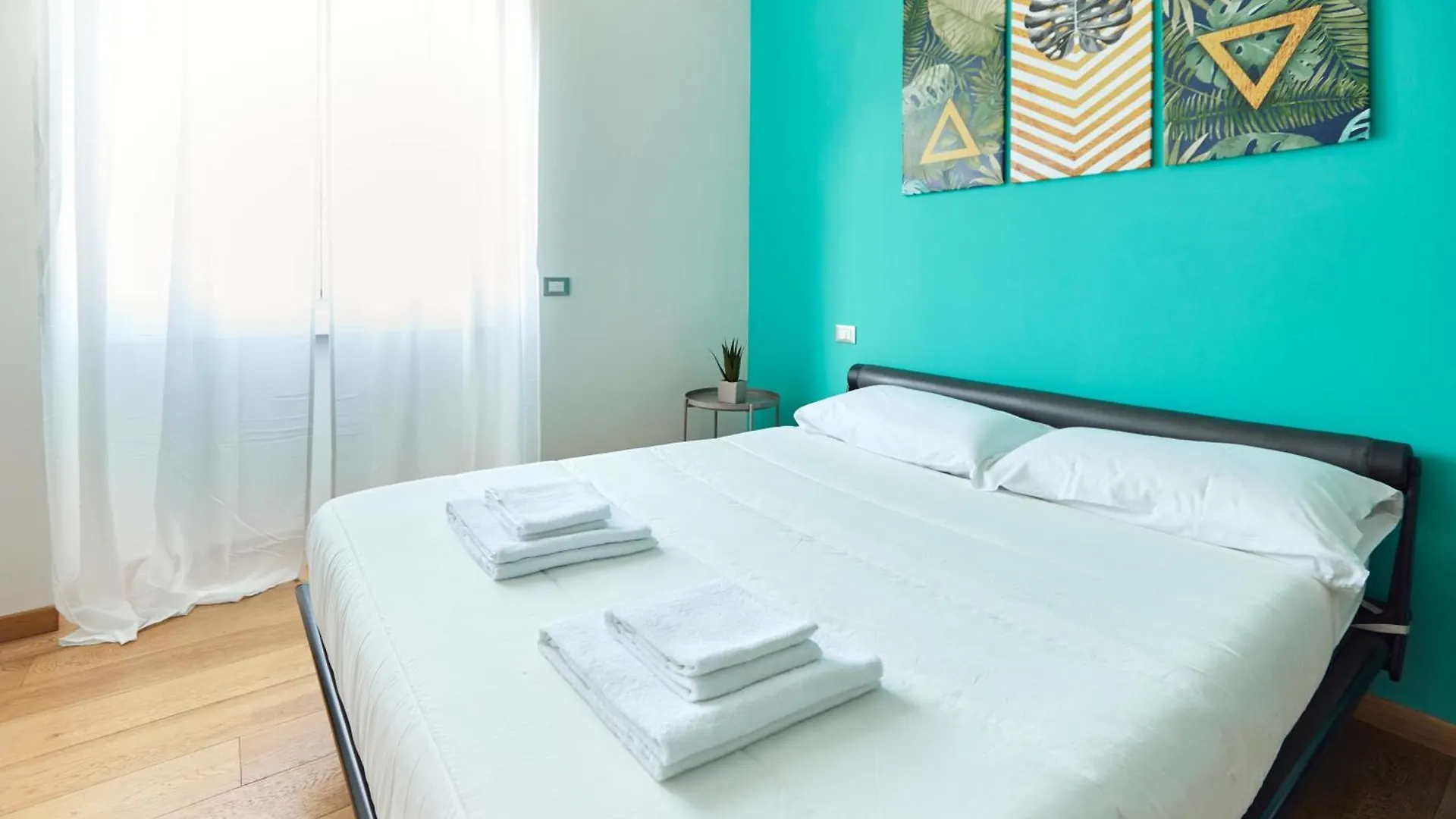 Garibaldi Oasis Retreat - Awesome Location In The Modern Milano Apartment
